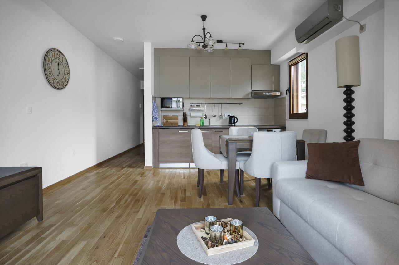 Apartments Lora Jadranskij Put ブドヴァ エクステリア 写真